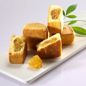 【Orange Gold】13 pcs Gift Box★Pork Mung Bean Traditional Mooncake*2+Mung Bean Traditional Mooncake*2+Pineapple Cake*9