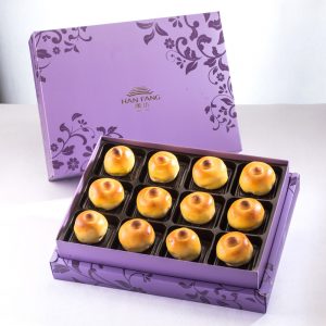 【Royal Purple】Date Paste and Walnut Mooncake 12 pcs Gift Box